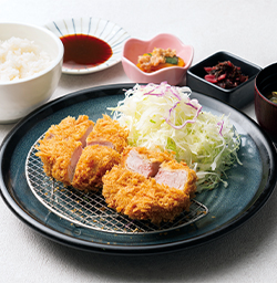 伊達かつ